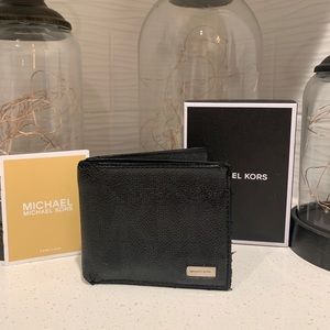 Black Michael Kors Wallet